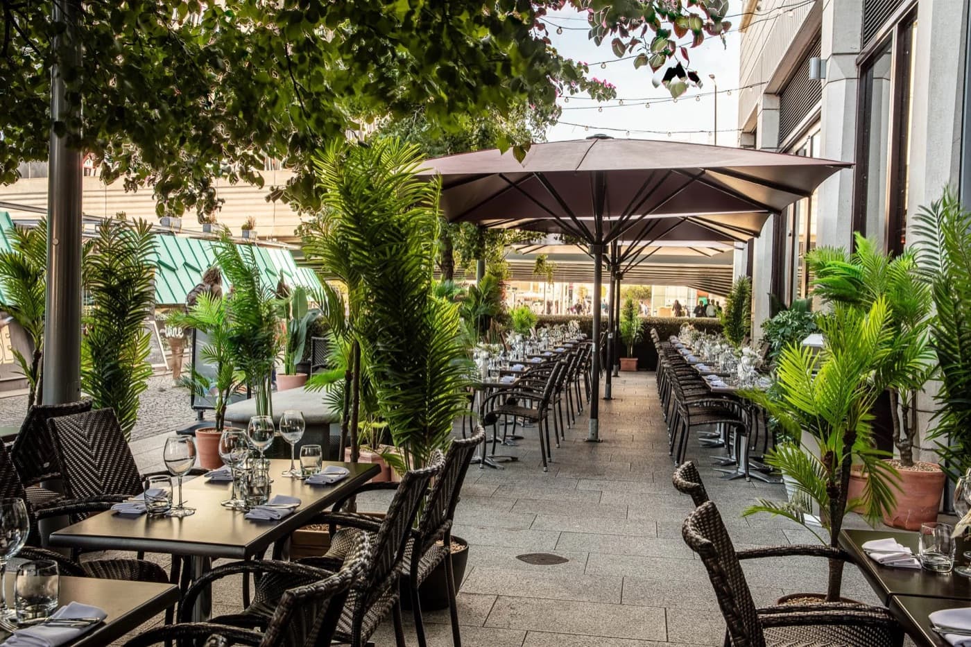 Terraza junto al canal en Smith's Bar & Grill en Paddington